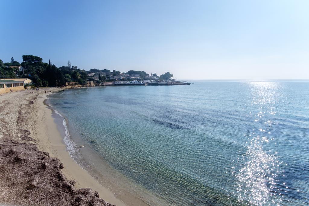 Dalle Grotte al Mare Villa Fontane Bianche Esterno foto