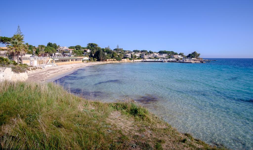 Dalle Grotte al Mare Villa Fontane Bianche Esterno foto