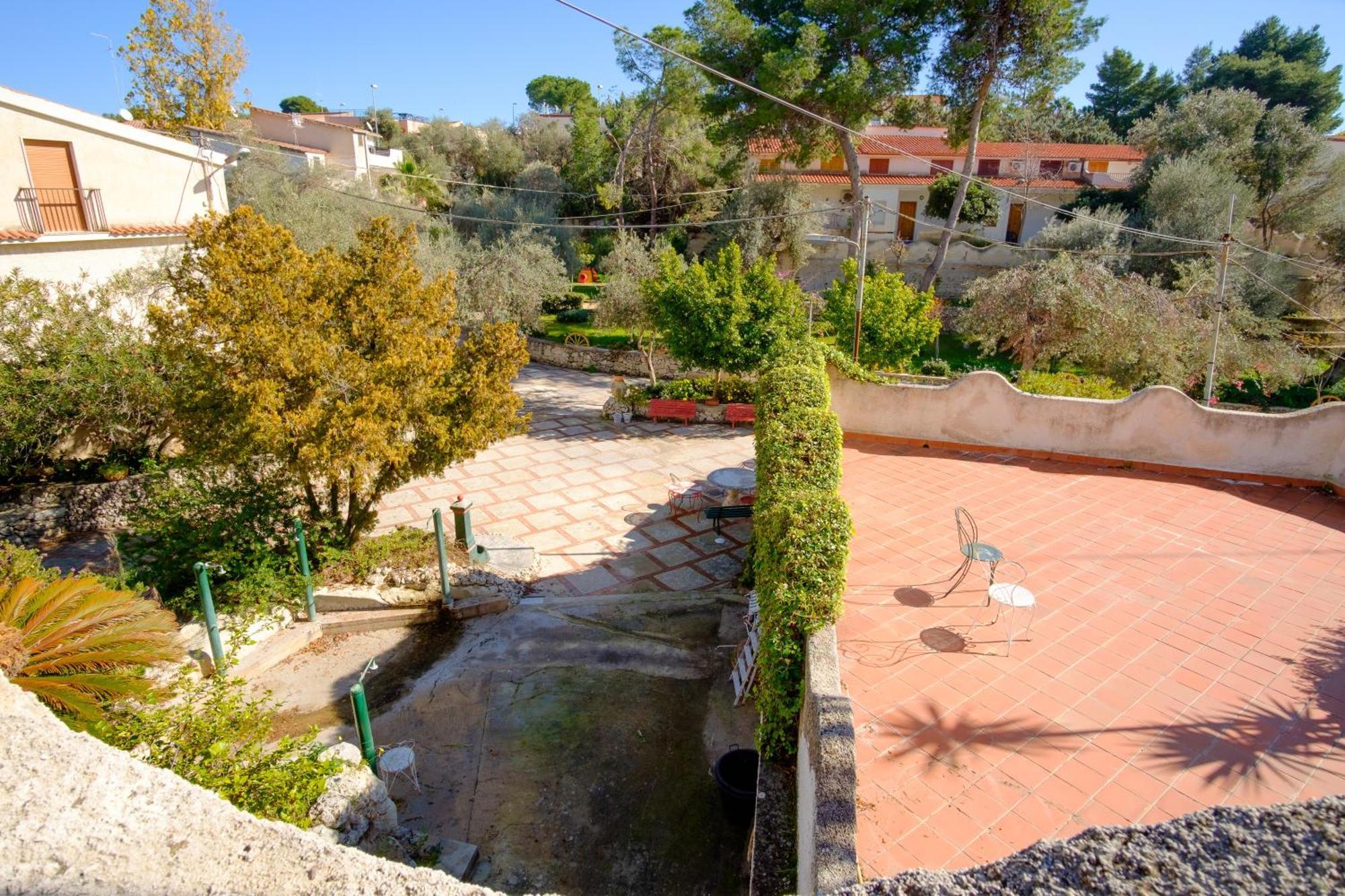 Dalle Grotte al Mare Villa Fontane Bianche Esterno foto