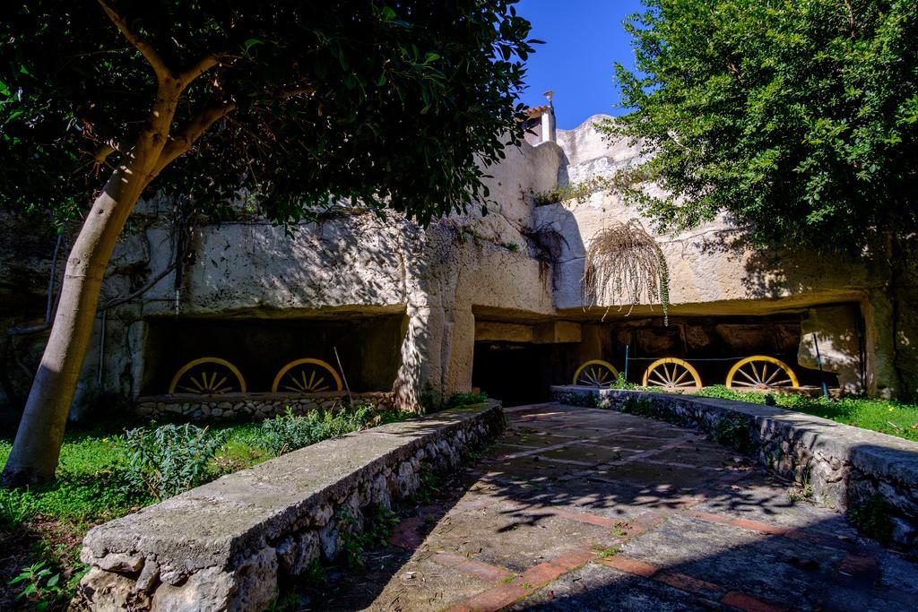 Dalle Grotte al Mare Villa Fontane Bianche Esterno foto